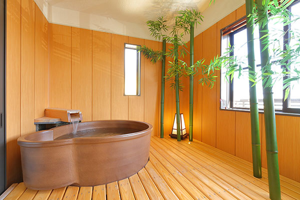新館客室の展望風呂